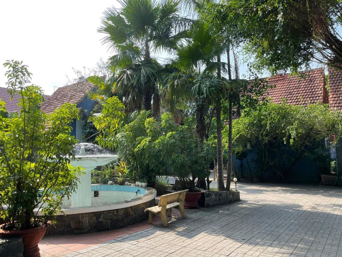 Song Tra Hotel Thu Dau Mot Экстерьер фото
